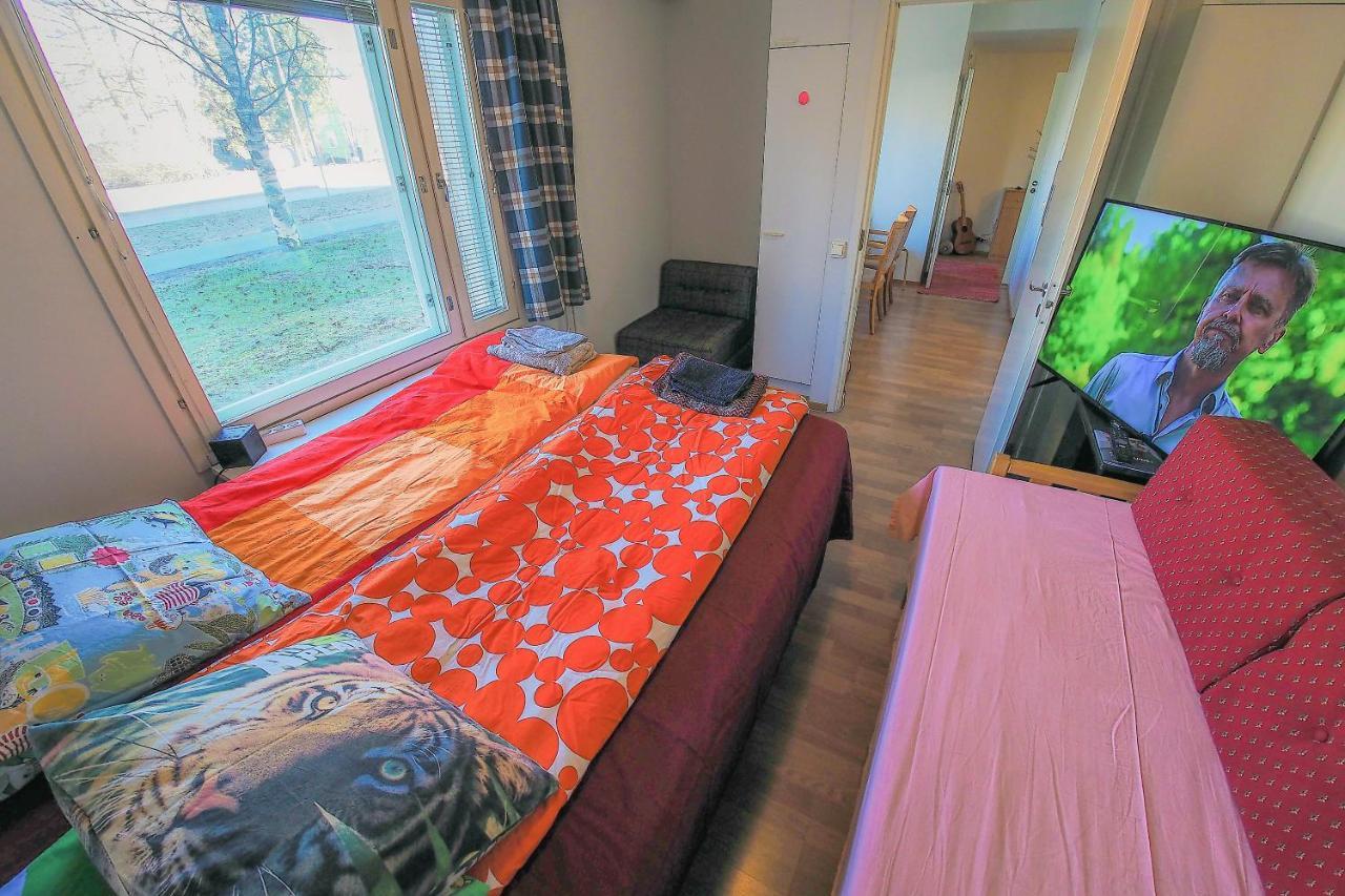 PrivateRoom-YksityinenHuone-ЛичнаяKомната into Oulu Centre-University-BusTrainStation,Sauna Екстер'єр фото
